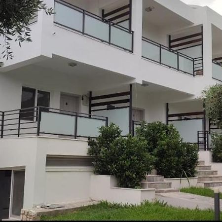 Villa Riza Exterior foto